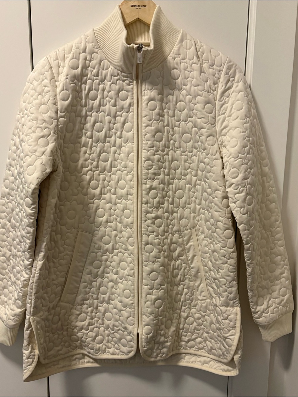 Ilse Jacobsen Cream Quilted "Daisy" Floral-Texture Zip Jacket